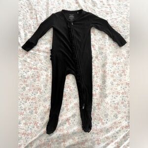 Post Peanut Black Ribbed Footie - 12-18 Mos - SEE DEFECT IN PHOTOS